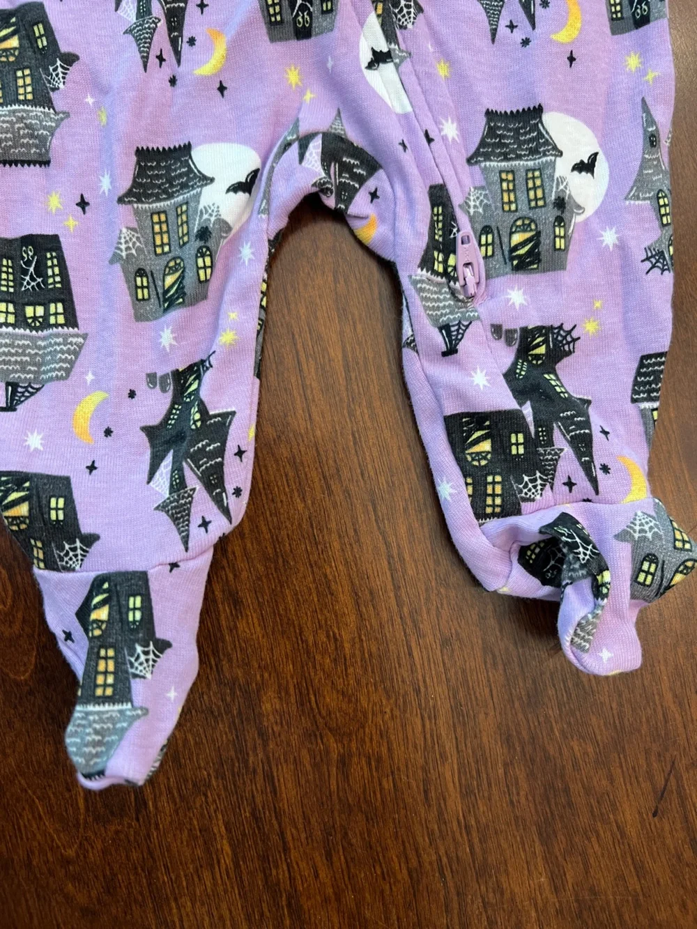 Old Navy Halloween Haunted House Footed Sleeper Pajamas NWT 2-Way Zipper